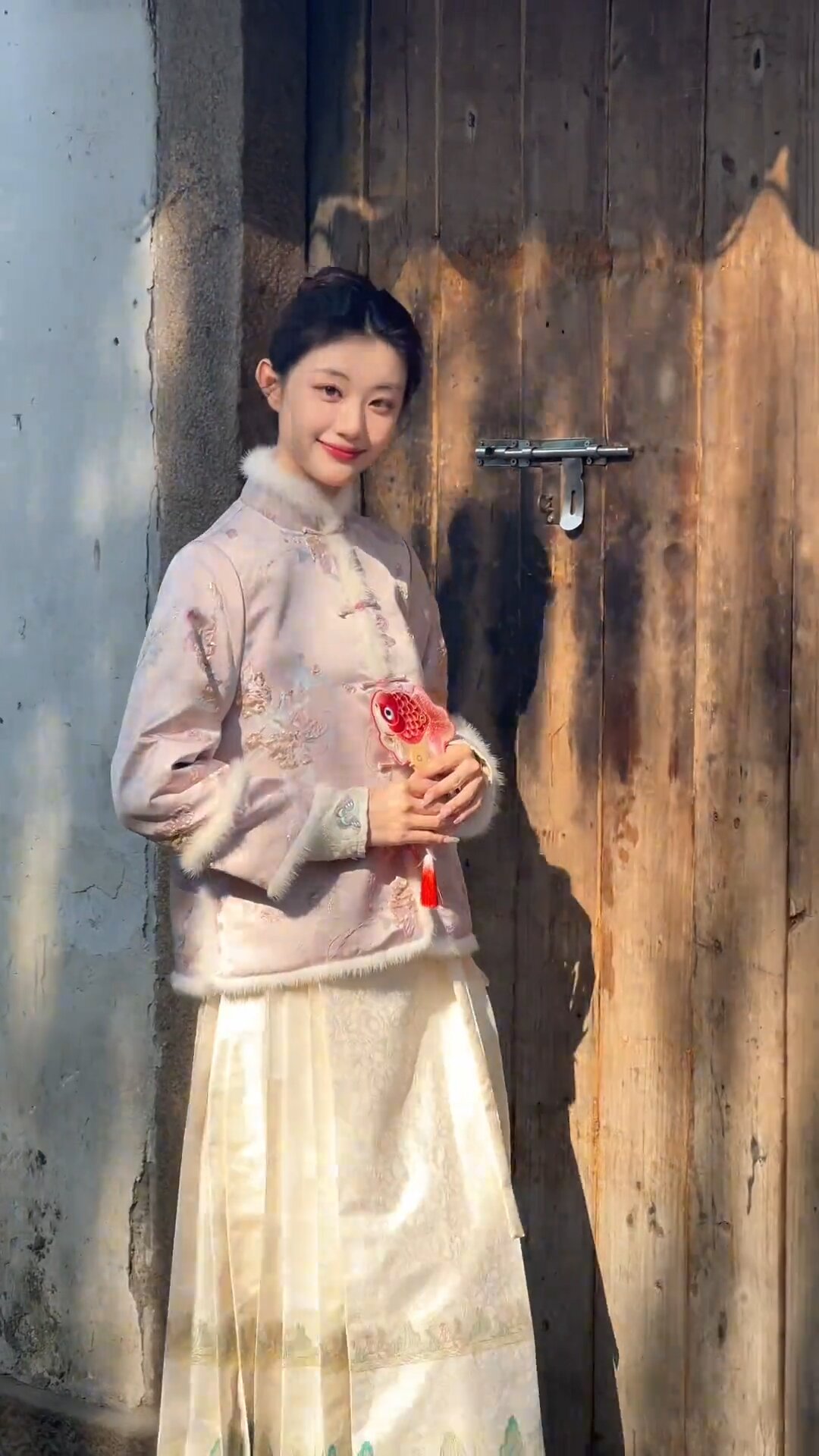 The Embrace of Cheongsam:A Girl Childs Journey into Traditional Elegance as a Host The Embrace of Cheongsam:A Girl Childs Journey into Traditional Elegance as a Host