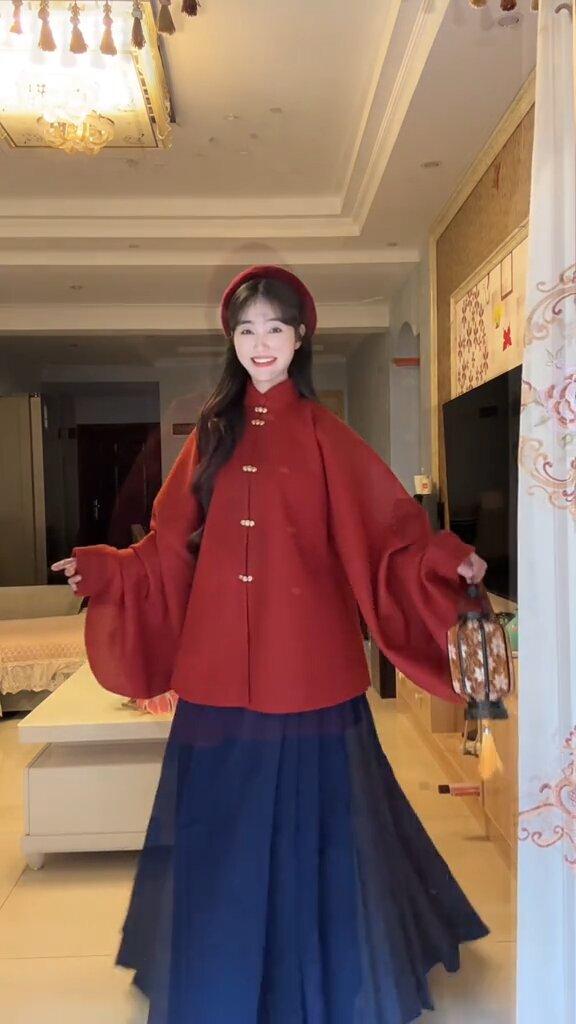 The Red Hanfu Dress for Summer:A Girls Traditional Chinese Fashion Journey