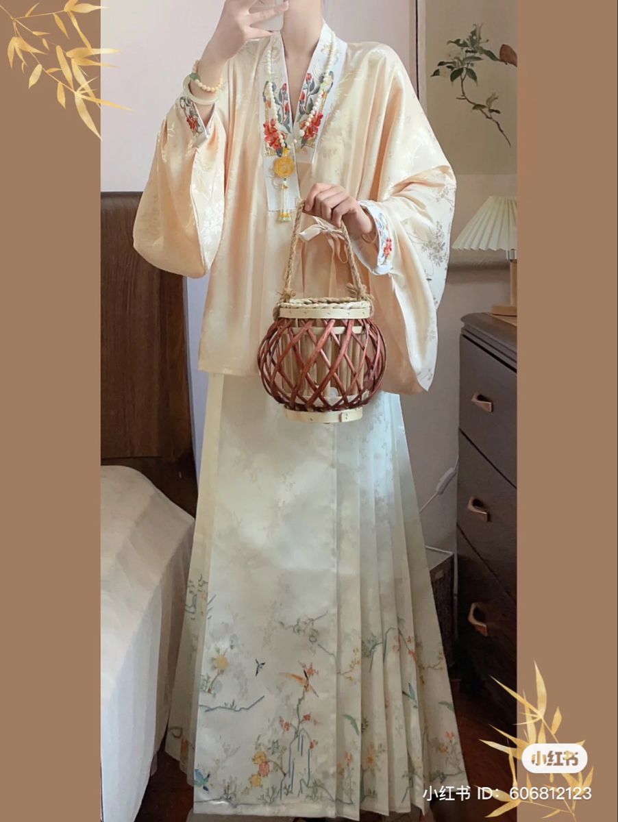Autumn and Winter Shoes for Traditional Chinese Hanfu Clothing