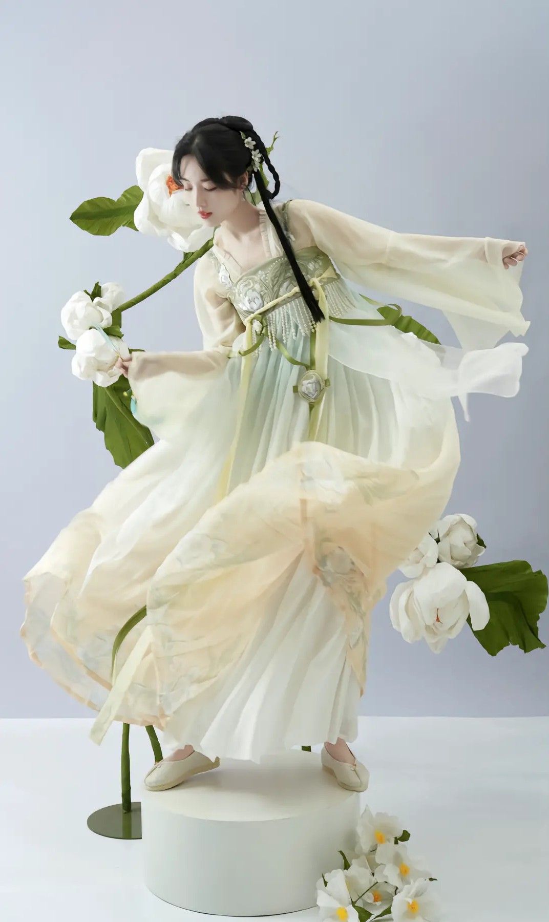Siftans French-Style Cheongsam as a Morning Robe:A Blend of Elegance and Tradition Siftans French-Style Cheongsam as a Morning Robe:A Blend of Elegance and Tradition