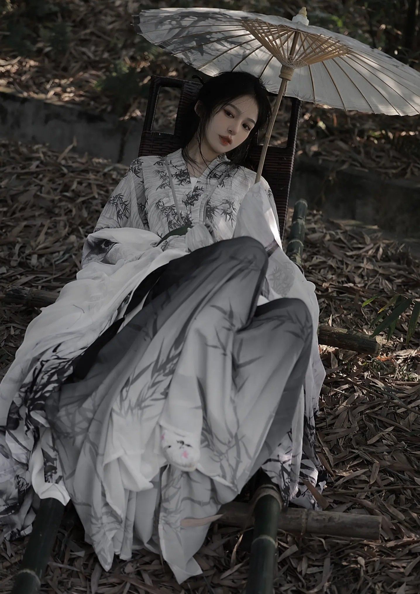 Youthful Elegance:The Rise of Modern Cheongsam for Teen Girls