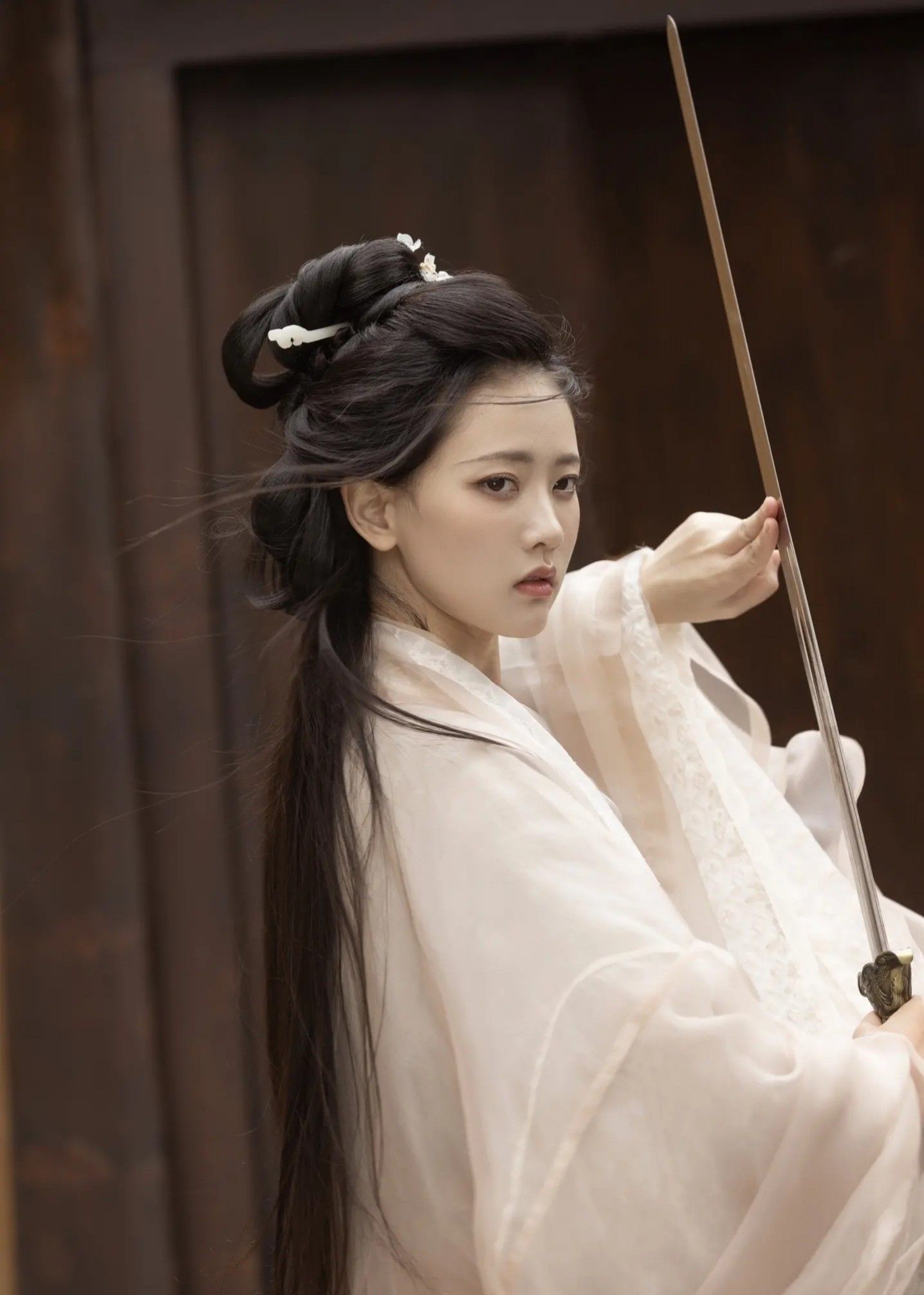 The Search for Traditional Elegance:Exploring the Same-Style Hanfu as Xizi Q