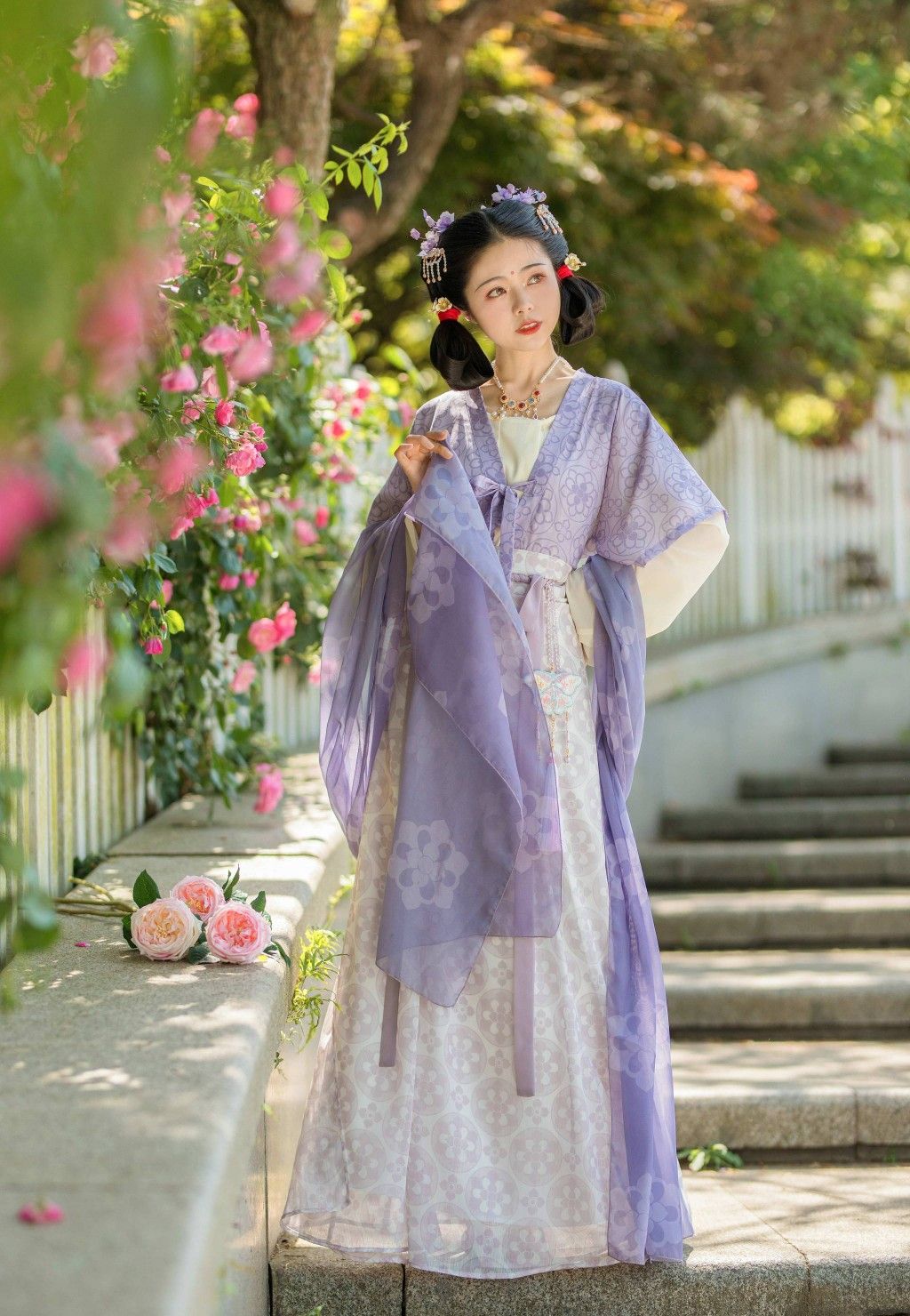 The Elegance of a汉服长裙Lady:Unveiling the Traditional Beauty The Elegance of a汉服长裙Lady:Unveiling the Traditional Beauty