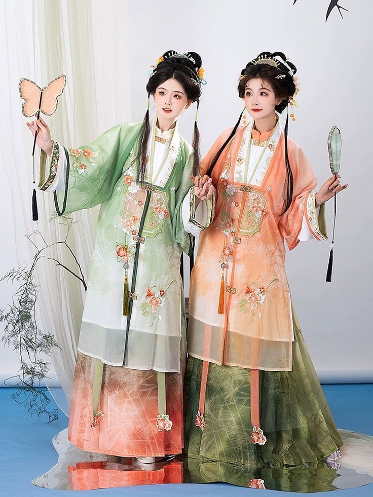 Sub-Jins Original Hanfu at an Unbeatable Price:The Rise of the Cabbage-Price Hanfu Revolution Sub-Jins Original Hanfu at an Unbeatable Price:The Rise of the Cabbage-Price Hanfu Revolution