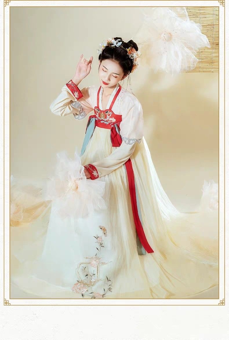 Fu Song Fang Hanfu Studio:Preserving Traditional Chinese Fashion in Modern Times Fu Song Fang Hanfu Studio:Preserving Traditional Chinese Fashion in Modern Times