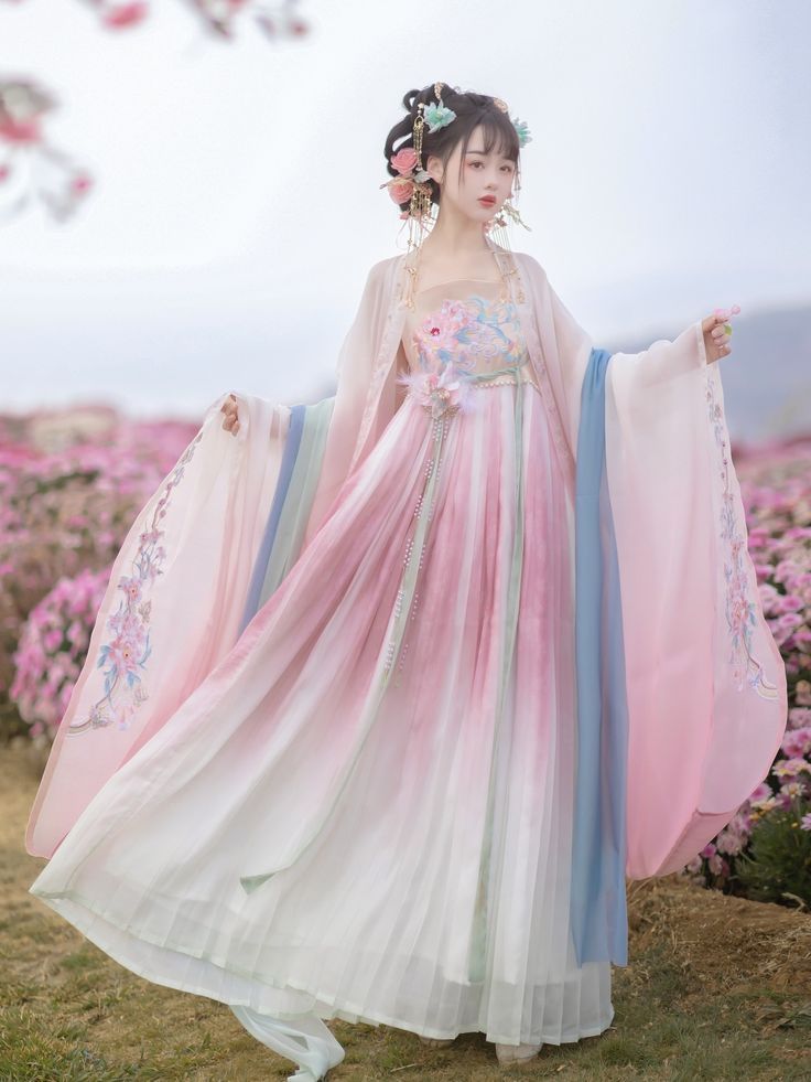 Fortune Bag Hanfu Women:Embracing Traditional Elegance Fortune Bag Hanfu Women:Embracing Traditional Elegance