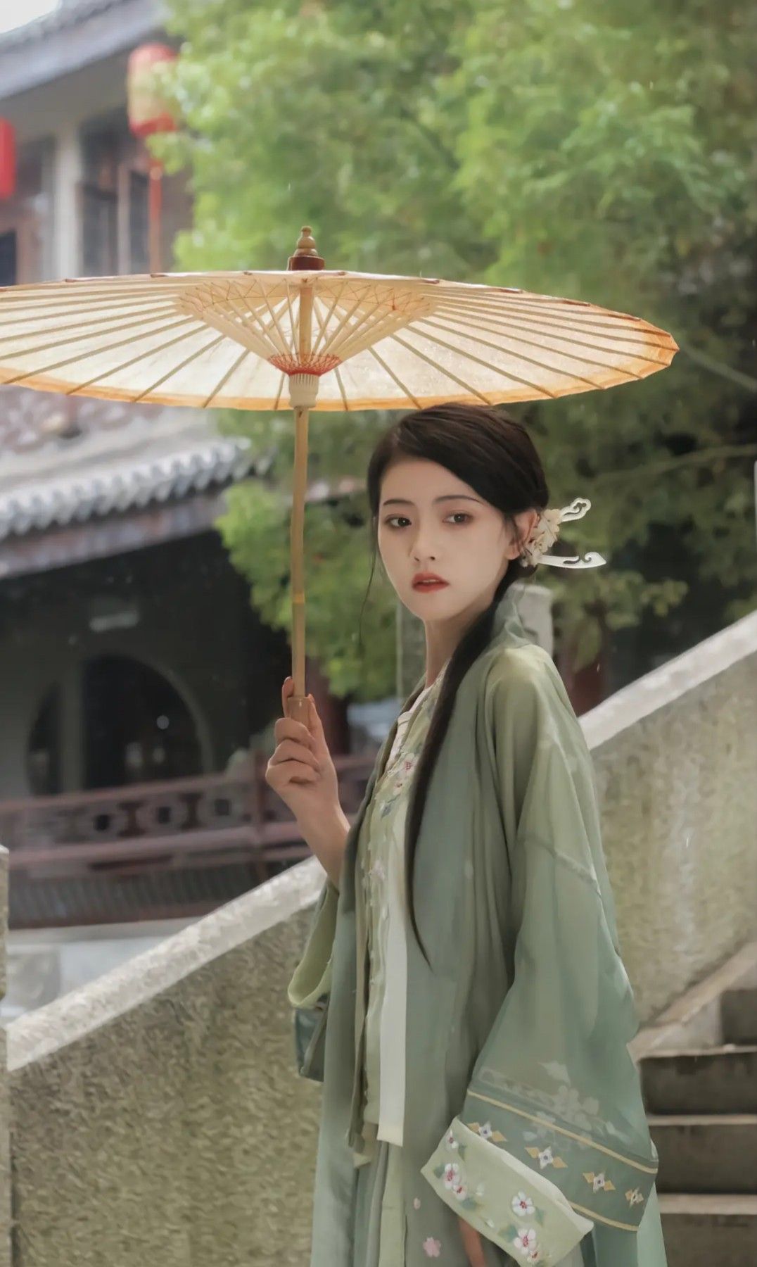 The Art of Pairing Qipao with Outer Layers:A Guide to Traditional Elegance The Art of Pairing Qipao with Outer Layers:A Guide to Traditional Elegance