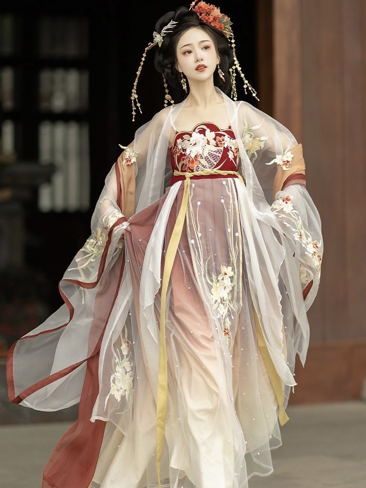 The Splendor of Hanfu in the Tang Dynasty:A Journey Through the Cultural Tapestry of Ancient China The Splendor of Hanfu in the Tang Dynasty:A Journey Through the Cultural Tapestry of Ancient China