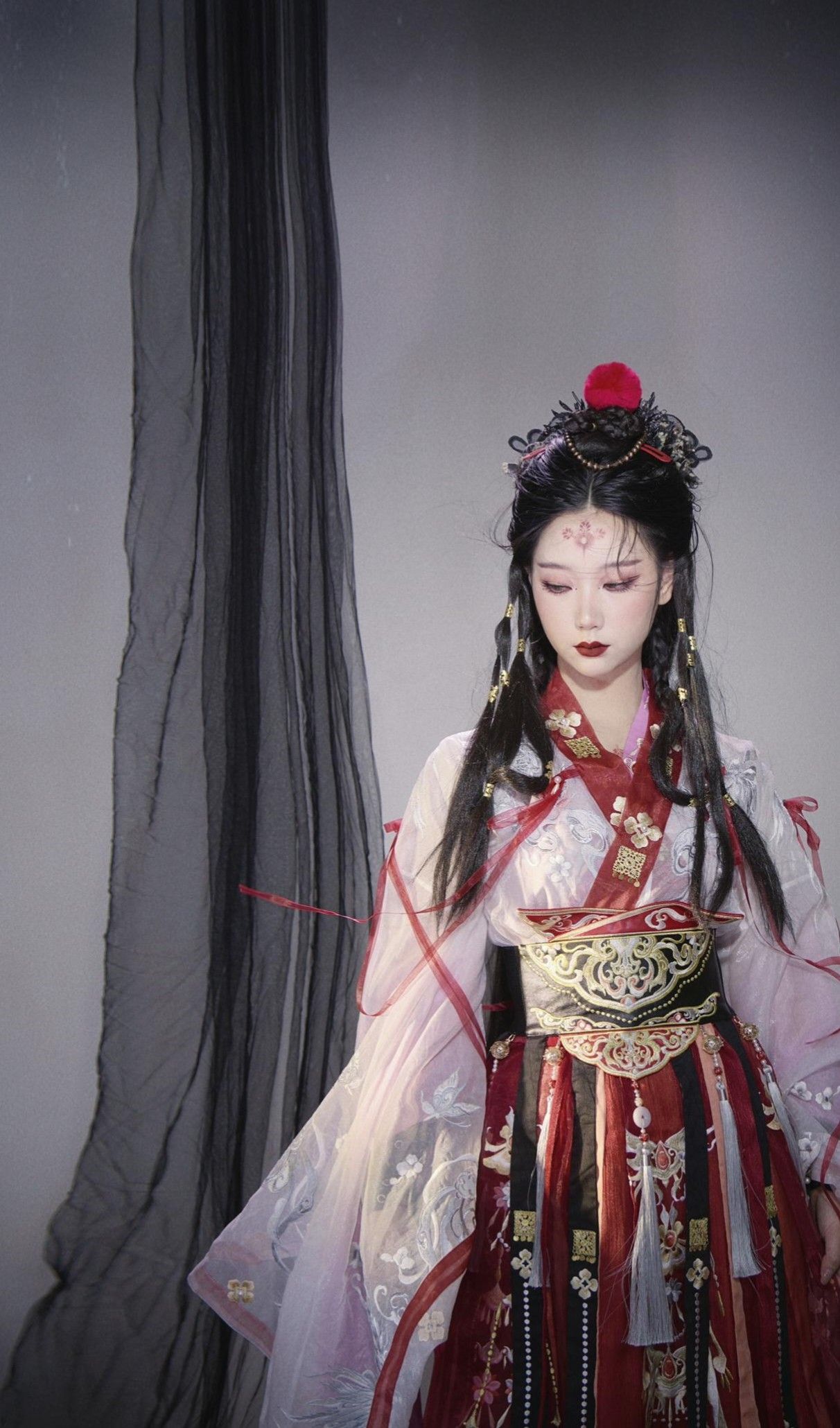 The Allure of Qipao:A Cultural Journey Through Chinese Traditional Dress The Allure of Qipao:A Cultural Journey Through Chinese Traditional Dress