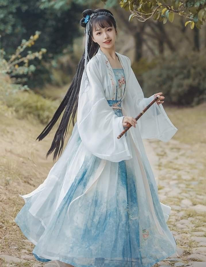 Customizing Cheongsam with Flower Buttons:A Guide to Traditional Craftsmanship Customizing Cheongsam with Flower Buttons:A Guide to Traditional Craftsmanship