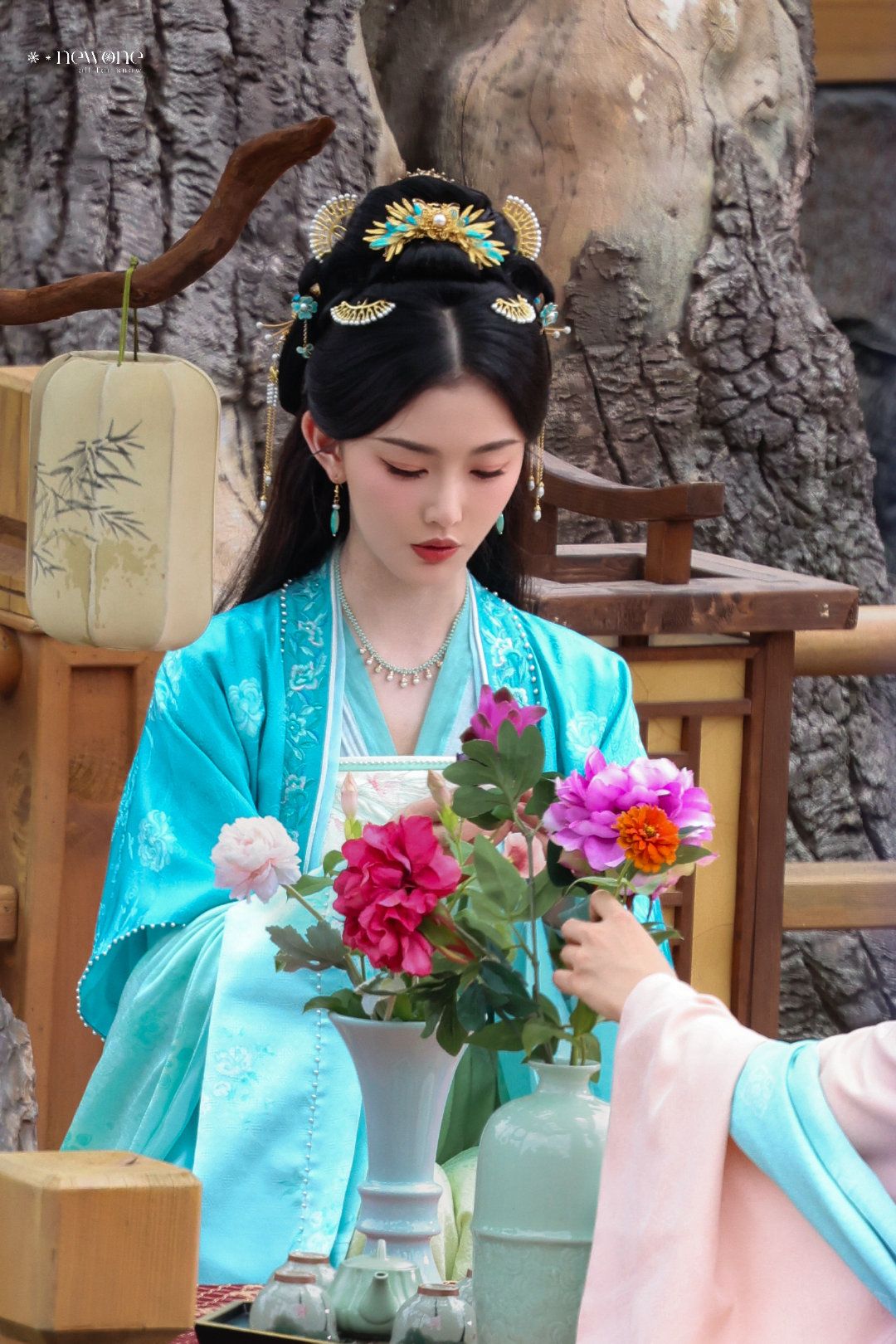Little Girl in Chinese Traditional Clothing:Autumn Fashion Trends in Hanfu Little Girl in Chinese Traditional Clothing:Autumn Fashion Trends in Hanfu