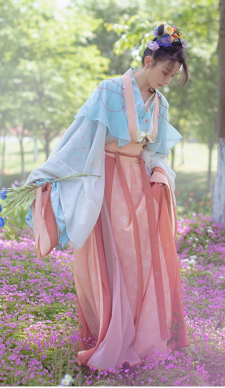Exploring the Realm of Plus-Size Ancient Costumes:A Journey Through Time and Size Exploring the Realm of Plus-Size Ancient Costumes:A Journey Through Time and Size
