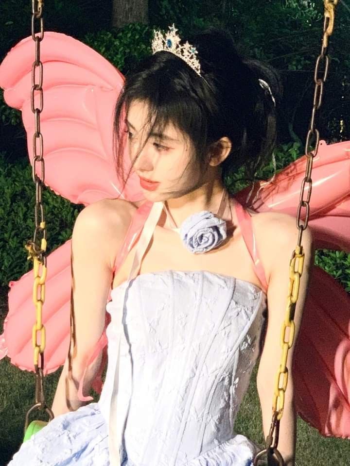The Splendor of Tang-Style Hanfu Hair Buns:A Journey Through Ancient Chinese Beauty The Splendor of Tang-Style Hanfu Hair Buns:A Journey Through Ancient Chinese Beauty
