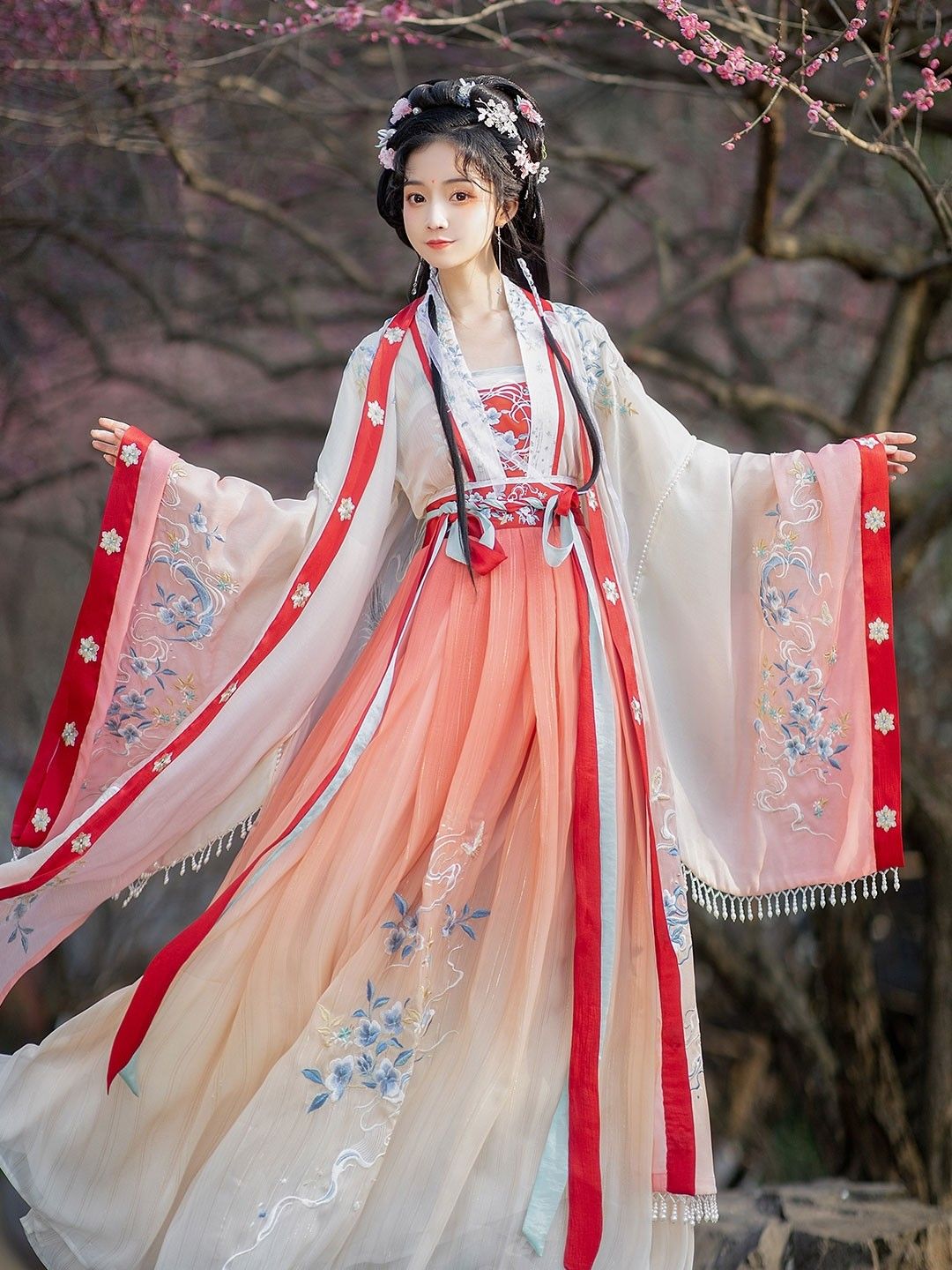 Hanfu Clothes Hangers:A Guide to Wholesale Prices Hanfu Clothes Hangers:A Guide to Wholesale Prices