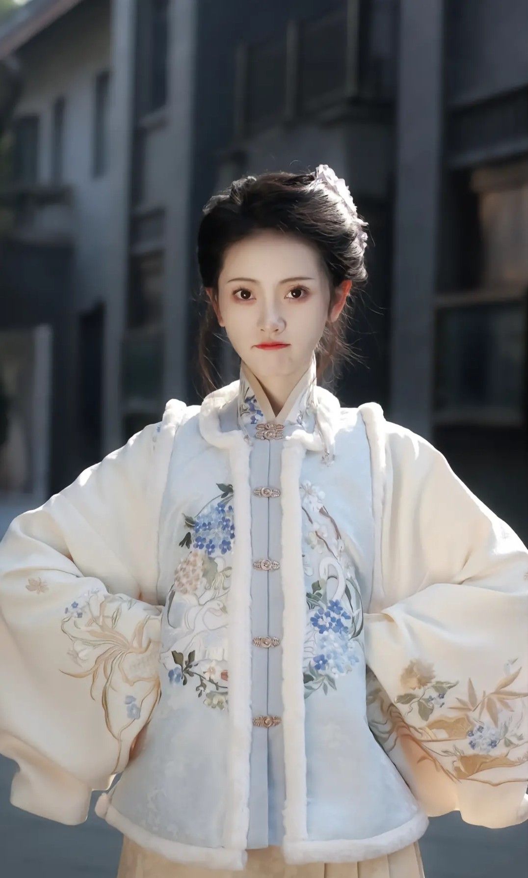 Elegant and Traditional:The Allure of Ancient-Style Hanfu Shoes for Women Elegant and Traditional:The Allure of Ancient-Style Hanfu Shoes for Women