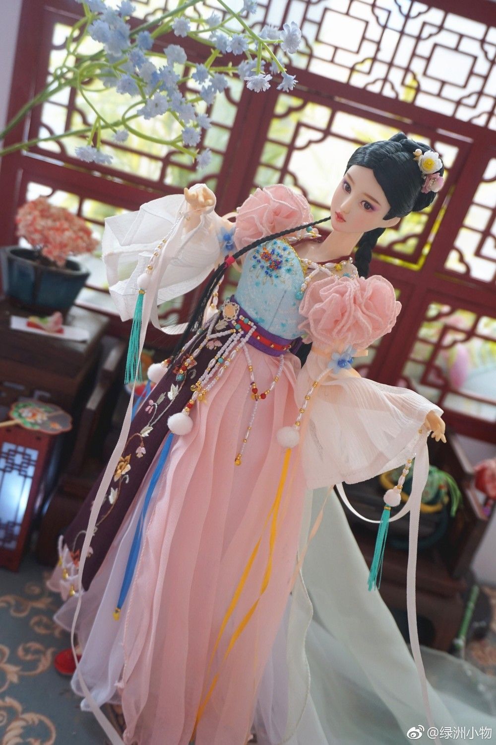 Chinese Cheongsam Two-Piece Set for Winter:A Blend of Tradition and Modern Comfort