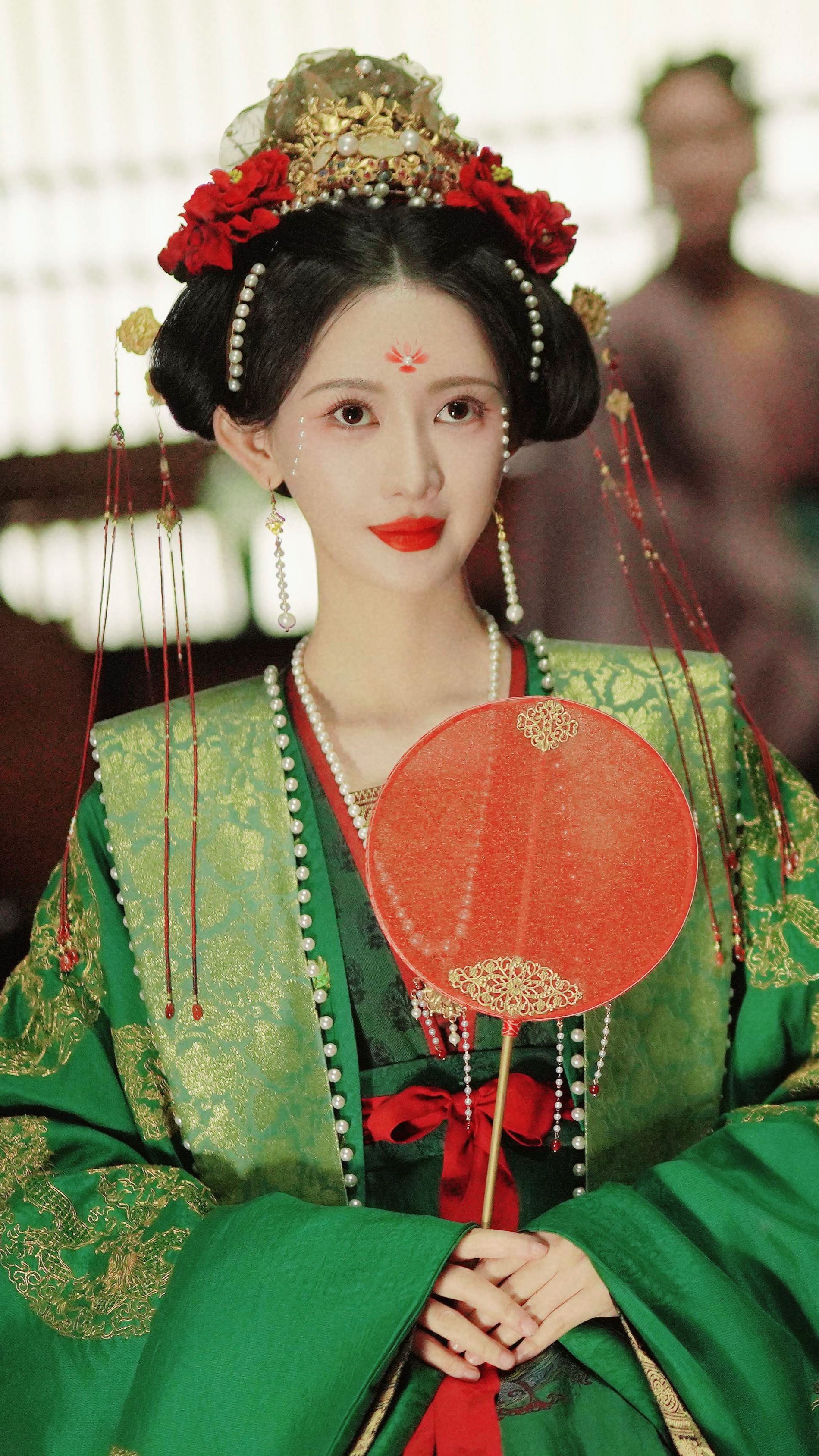 Dragon Year Celebration:A Journey into the Traditional Beauty of Hanfu New Years Outfit Dragon Year Celebration:A Journey into the Traditional Beauty of Hanfu New Years Outfit