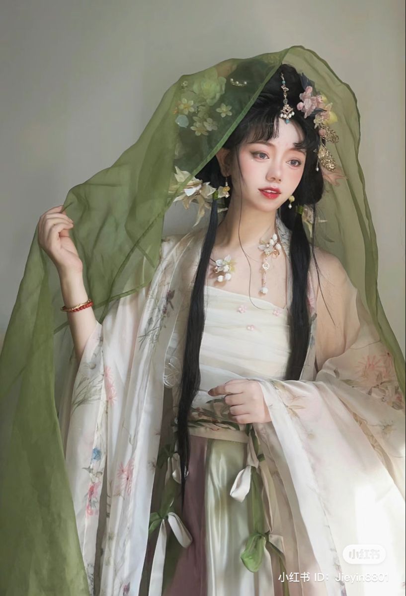鱼尾裙旗袍,秋冬时尚新风尚 鱼尾裙旗袍,秋冬时尚新风尚