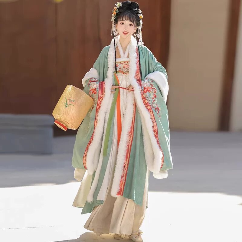 The Rise of Cheongsam Fashion in the Modern Chinese Fashion Scene The Rise of Cheongsam Fashion in the Modern Chinese Fashion Scene