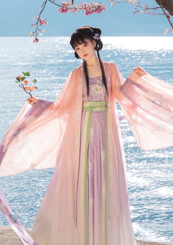 Winter Kids Traditional Costumes:A Journey into Ancient Times Winter Kids Traditional Costumes:A Journey into Ancient Times