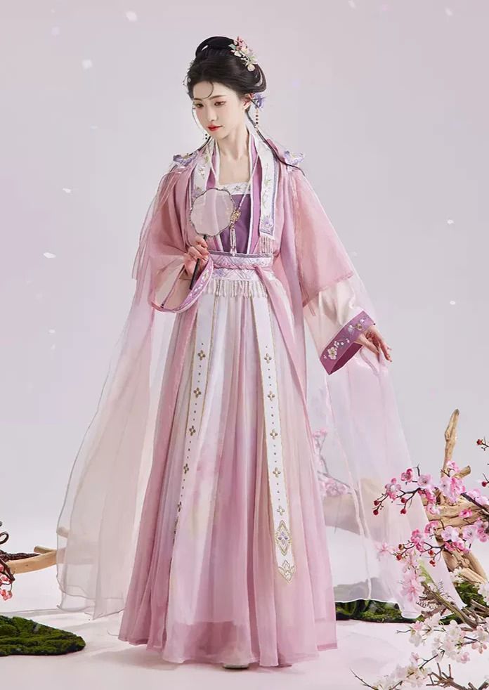 Traditional Elegance for Big Kids:Qipao for 11-to 12-Year-Old Girls Traditional Elegance for Big Kids:Qipao for 11-to 12-Year-Old Girls