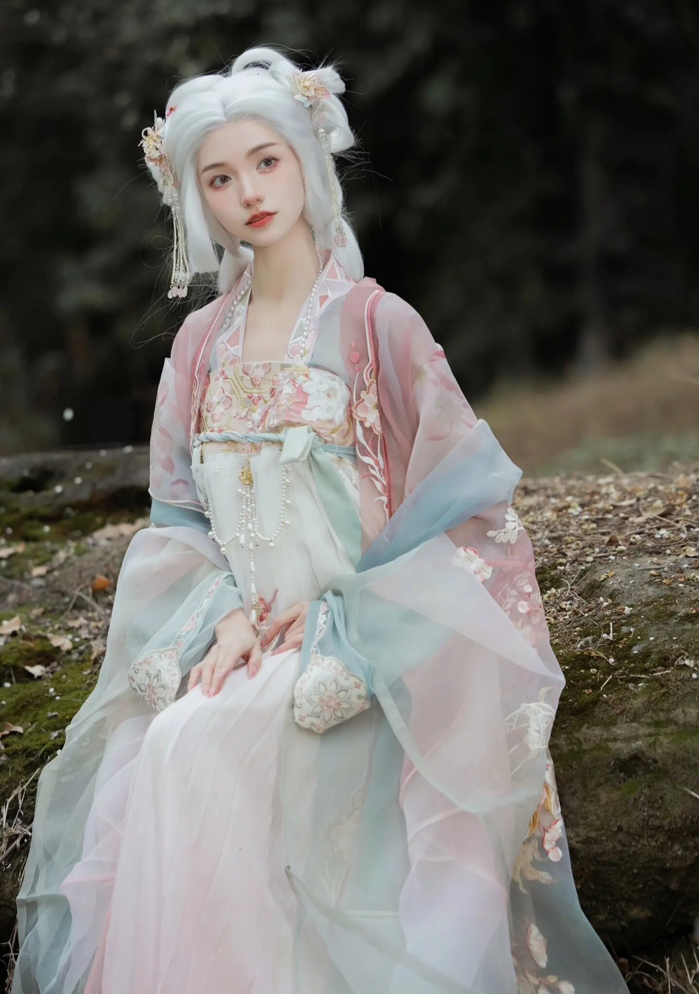 The Allure of Ultra-Short Cheongsam:Embracing Seduction in Traditional Elegance The Allure of Ultra-Short Cheongsam:Embracing Seduction in Traditional Elegance