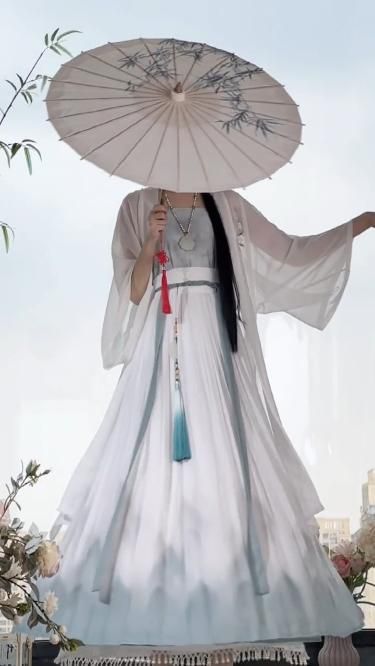 The Enigma of Yang Guifei:The Splendor of Hanfu and the Charm of Wu Miliang