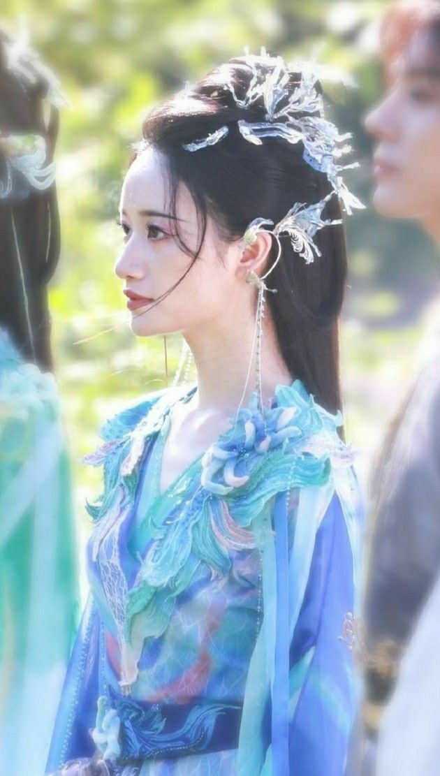 The Bride in a Cheongsam:A Traditional Chinese Wedding Ceremony The Bride in a Cheongsam:A Traditional Chinese Wedding Ceremony