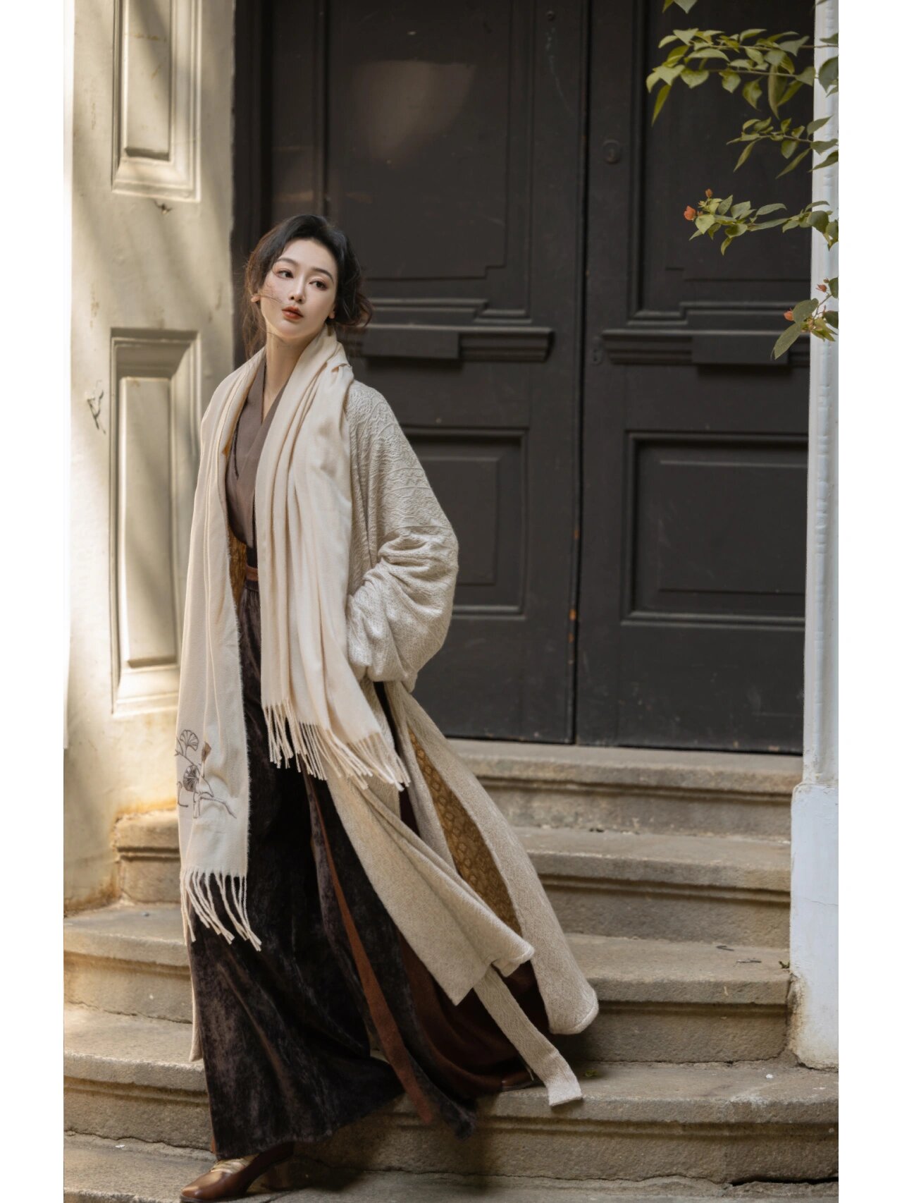 Elegant Miniature:The Revival of the Horseface Skirt in Modern Chinese Style for the Petite Figure Elegant Miniature:The Revival of the Horseface Skirt in Modern Chinese Style for the Petite Figure