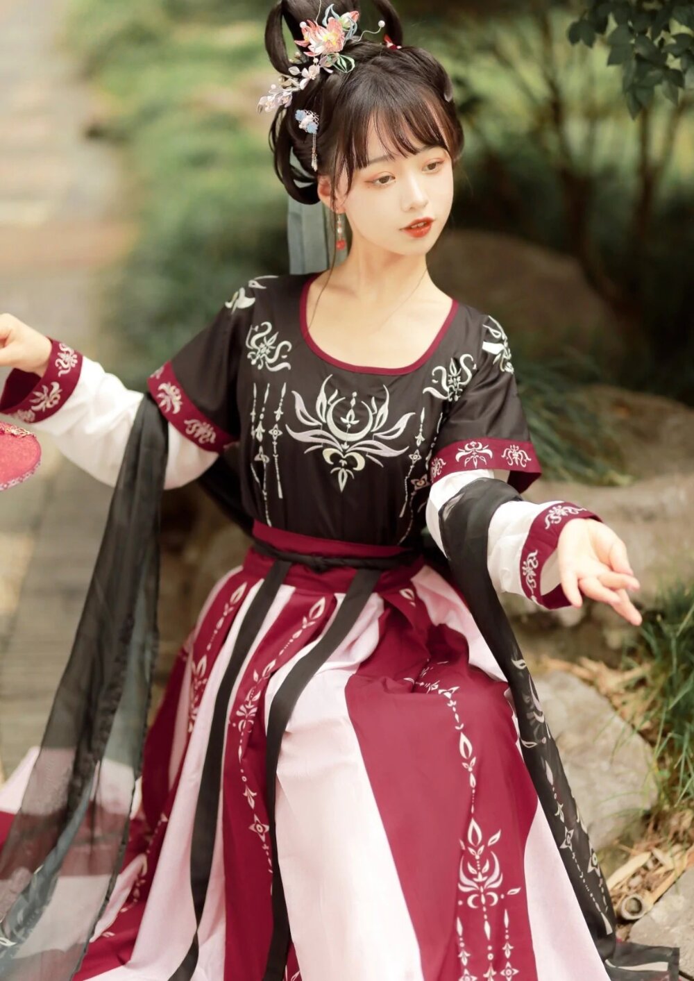 Dragon Bamboo Flavor and Cheongsam Sourcing:A Guide to Buying Quality Traditional Chinese Clothing