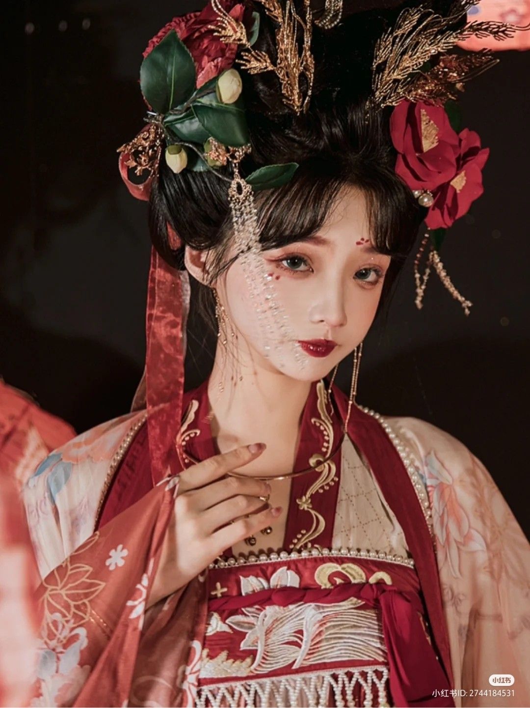 The Evolution of Cheongsam:Modern Updates and Innovations in Traditional Design The Evolution of Cheongsam:Modern Updates and Innovations in Traditional Design