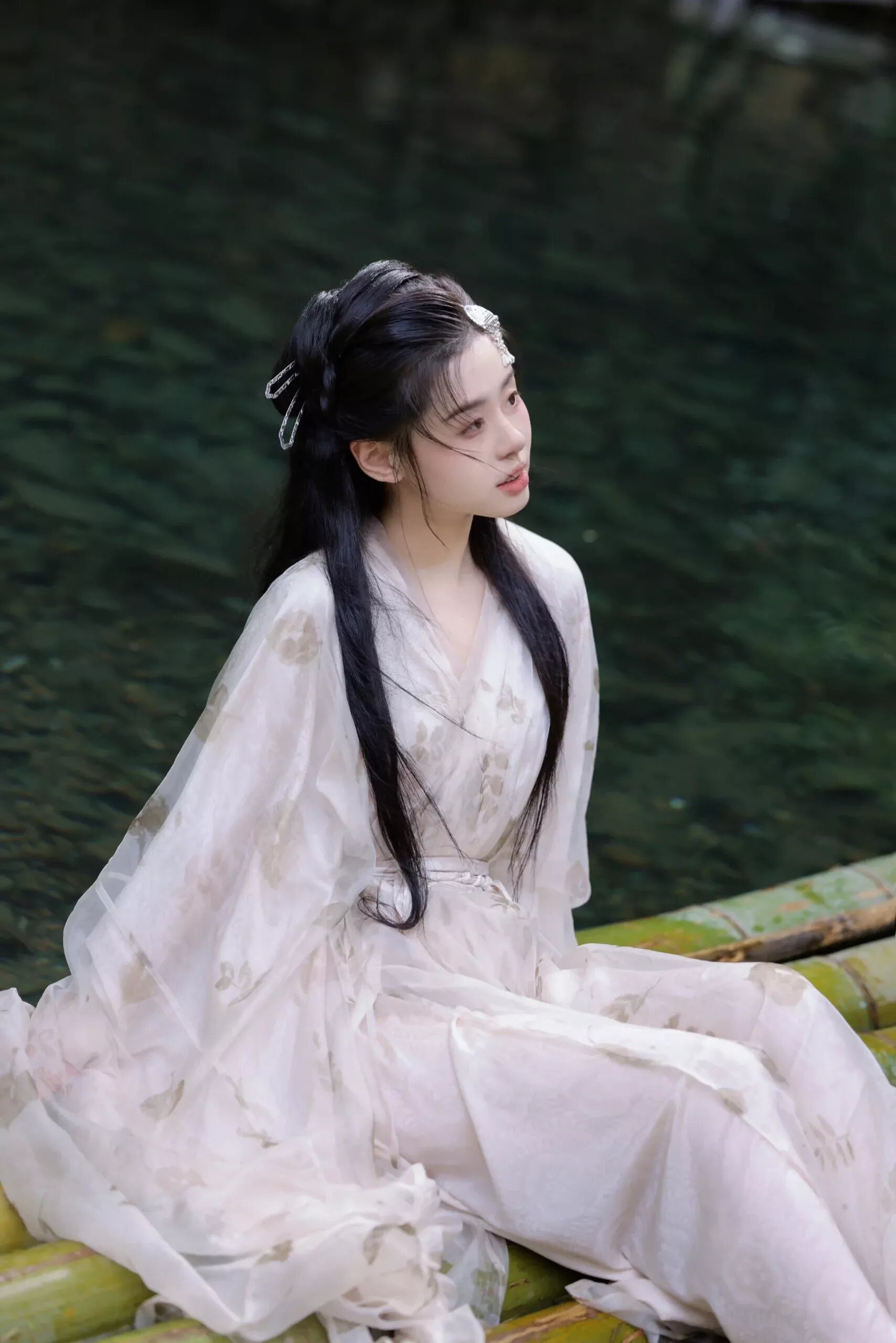 Minghua Halls Splendid Hanfu Robes:The Enchanting Journey of a Flower Wedding Minghua Halls Splendid Hanfu Robes:The Enchanting Journey of a Flower Wedding