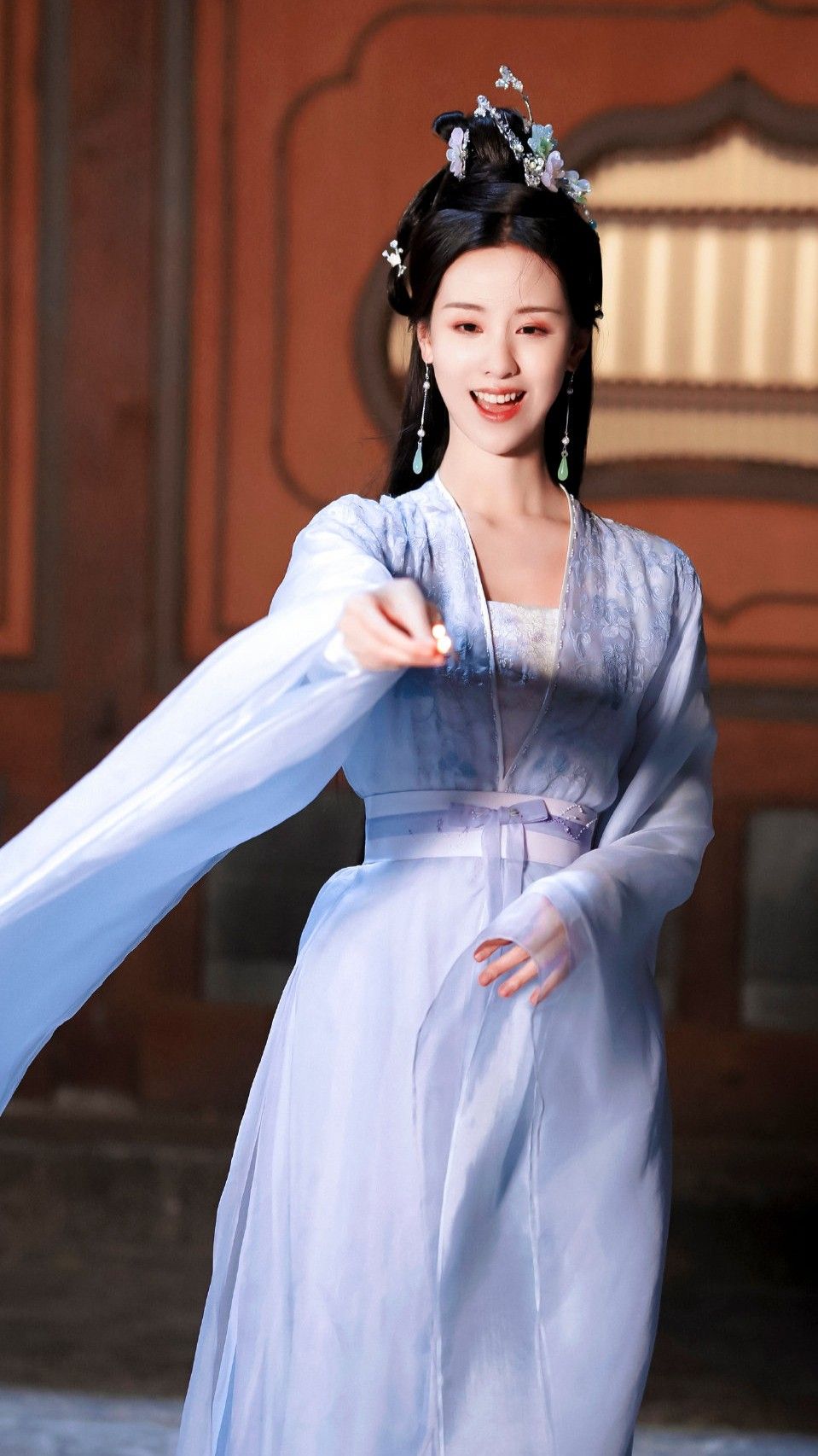 The Charm of Short Black Cheongsam:A Mini-Statures Fashion Statement The Charm of Short Black Cheongsam:A Mini-Statures Fashion Statement