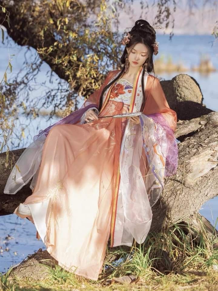 Embracing the Elegance of Horseface Skirt with Belt Accessories Embracing the Elegance of Horseface Skirt with Belt Accessories