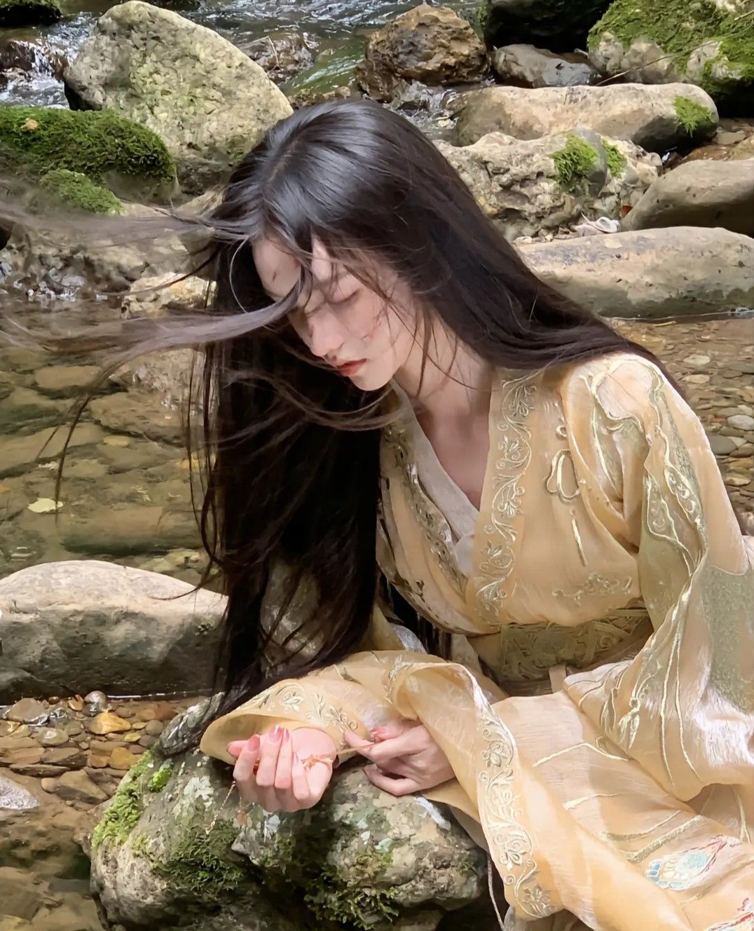 Ancient Charm of Hanfu Jewelry:Unraveling the Ethereal Beauty of Traditional Chinese Accessories Ancient Charm of Hanfu Jewelry:Unraveling the Ethereal Beauty of Traditional Chinese Accessories