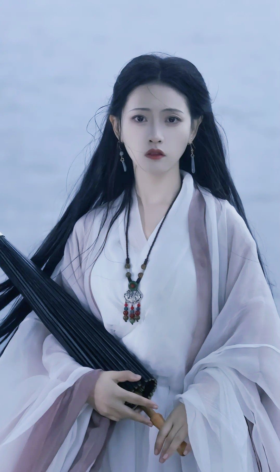 Traditional Chinese Style Tops paired with Maomin Skirts:A Fashion Fusion Traditional Chinese Style Tops paired with Maomin Skirts:A Fashion Fusion
