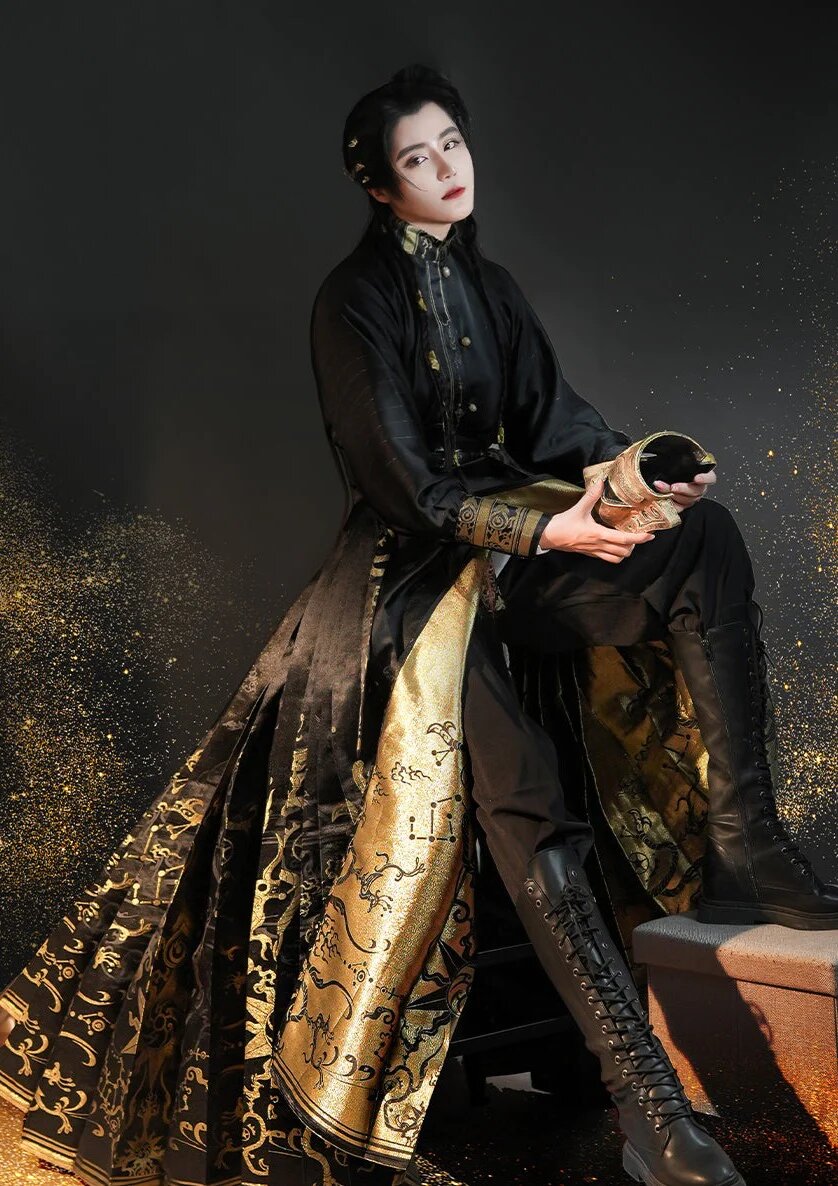 Winter Style of Black Horseface Skirt