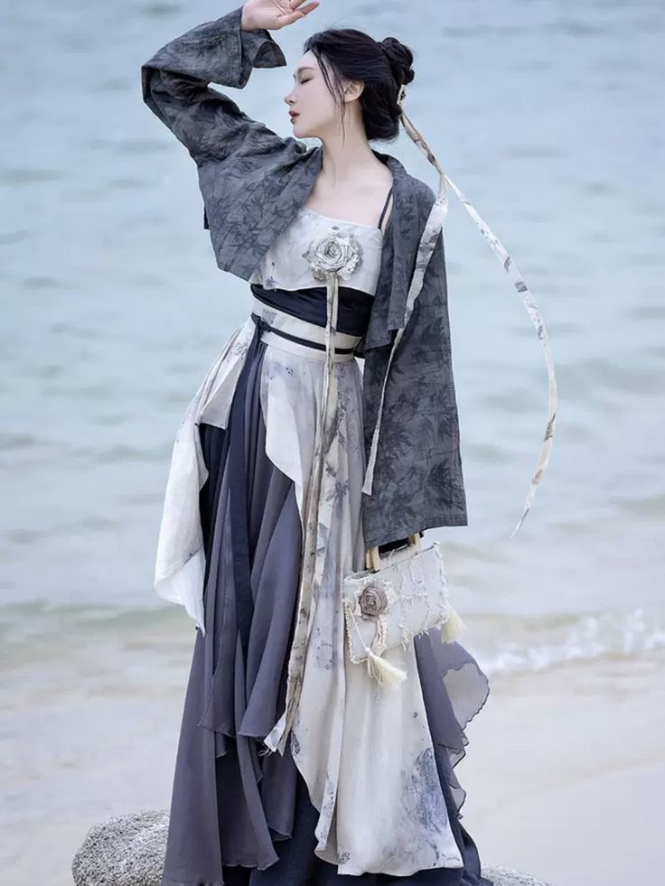 The Five Heroes in Hanfu:Zhao Yun,Ma Chao and the Legend of the Wuhu Generals