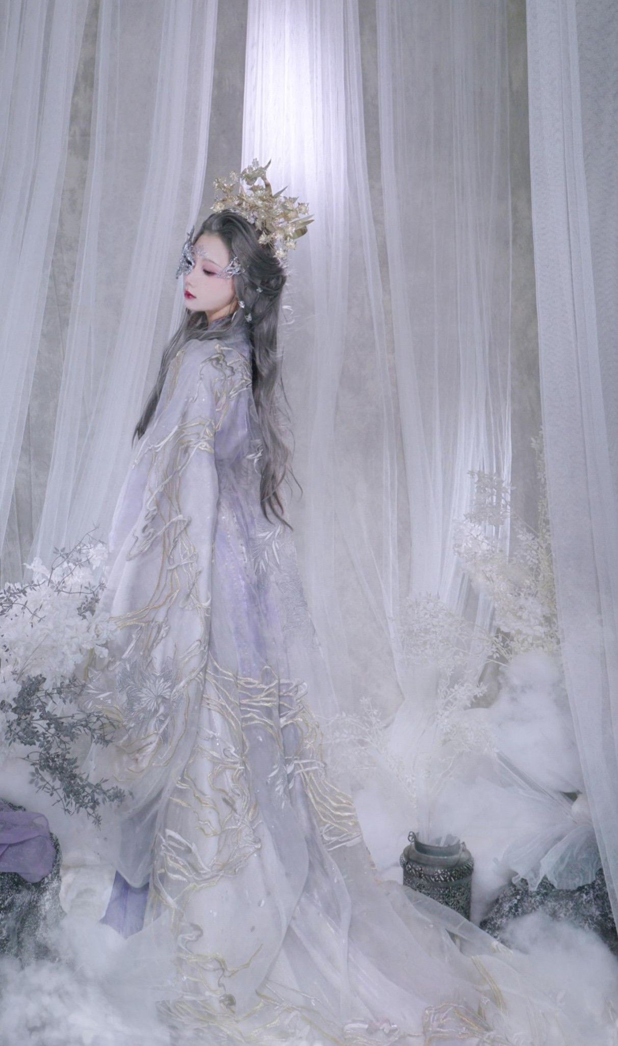 Vintage Fashion:The Art of Pairing Cheongsam with Shoes