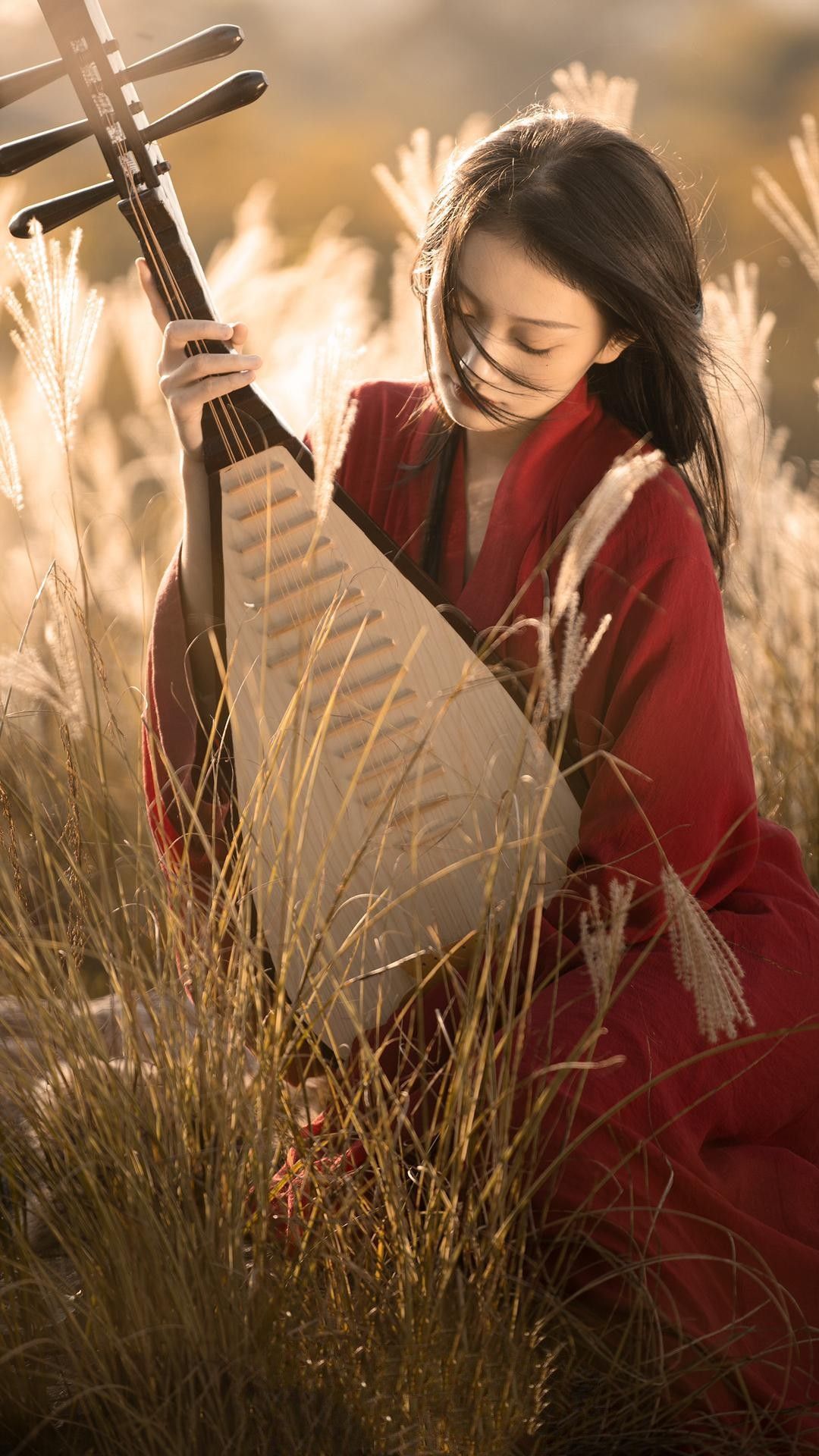 The Enchantment of Yan Yu:Original Hanfu in the World of Mists and Rain The Enchantment of Yan Yu:Original Hanfu in the World of Mists and Rain
