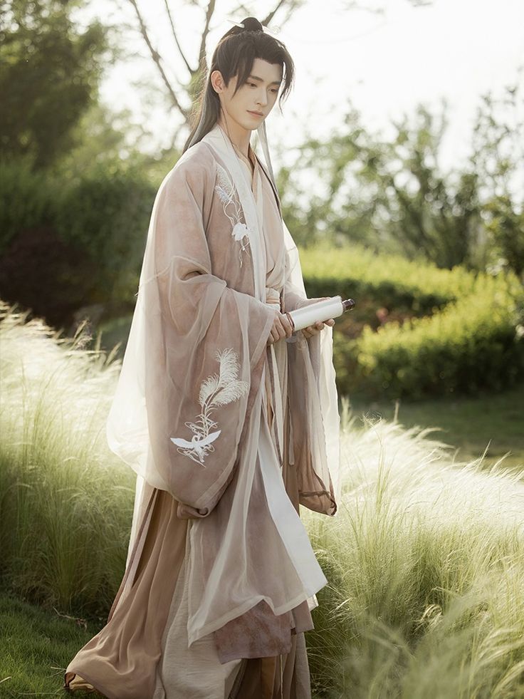 Qingshui Stream and Hanfu Fashion:A Journey Through Time