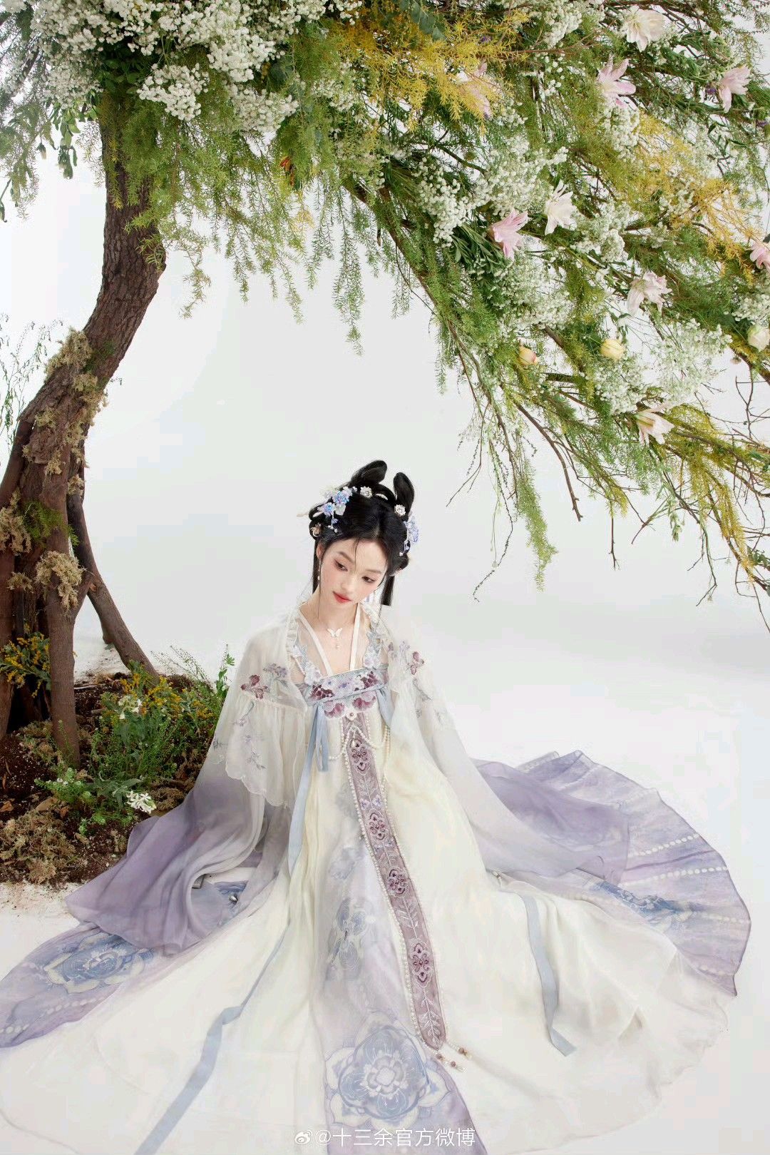 Red Horseface Skirt:Embracing the New Chinese Traditional Style