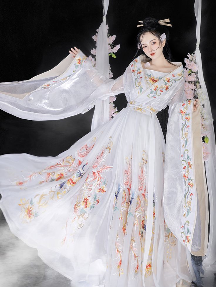 Embracing Tradition:The New Wave of Qipao Zhongxiu in 2024 Embracing Tradition:The New Wave of Qipao Zhongxiu in 2024