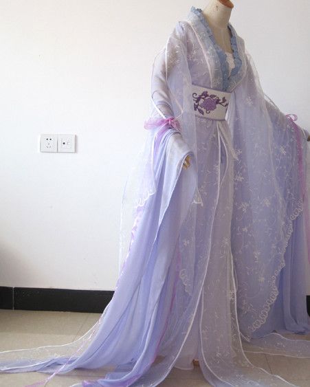 The Headdress of a Hanfu Little Princess:A Glimpse into the Splendor of Traditional Chinese Beauty