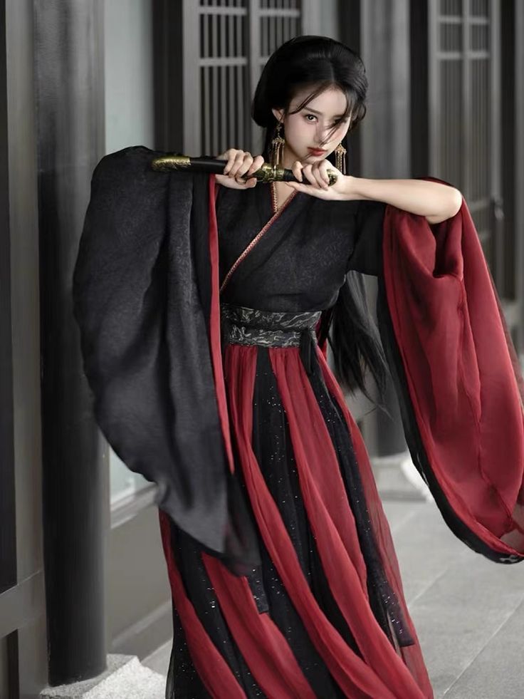 Ancient Charm of Hanfu Costumes:A Little Girls Journey into Traditional Chinese Beauty Ancient Charm of Hanfu Costumes:A Little Girls Journey into Traditional Chinese Beauty