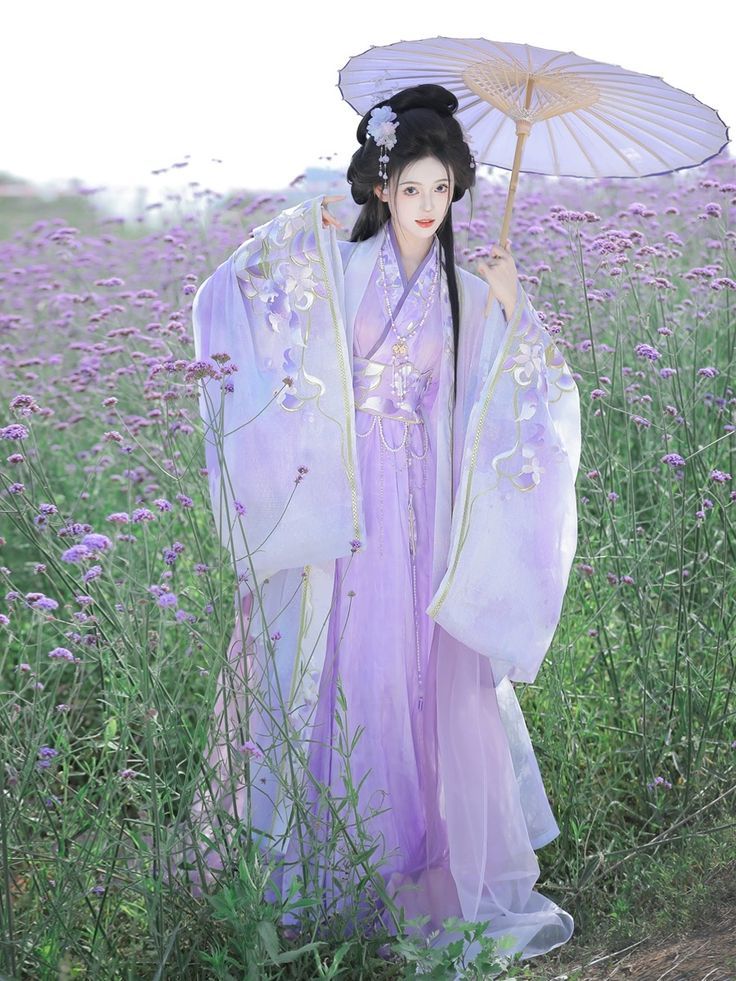Hanfu Fashion Revolution:Student Embracing Hanfu at an Affordable Price Hanfu Fashion Revolution:Student Embracing Hanfu at an Affordable Price