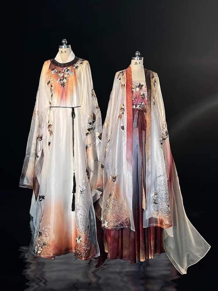 Elegance in Traditional Chinese Dress:The Rise of Hanfu for Modern Women