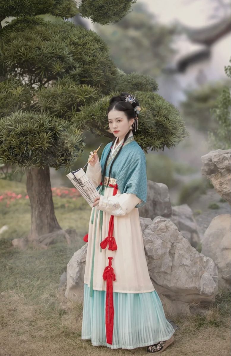 Childrens Chinese-Style Pencil Skirt Sets for Autumn Winter