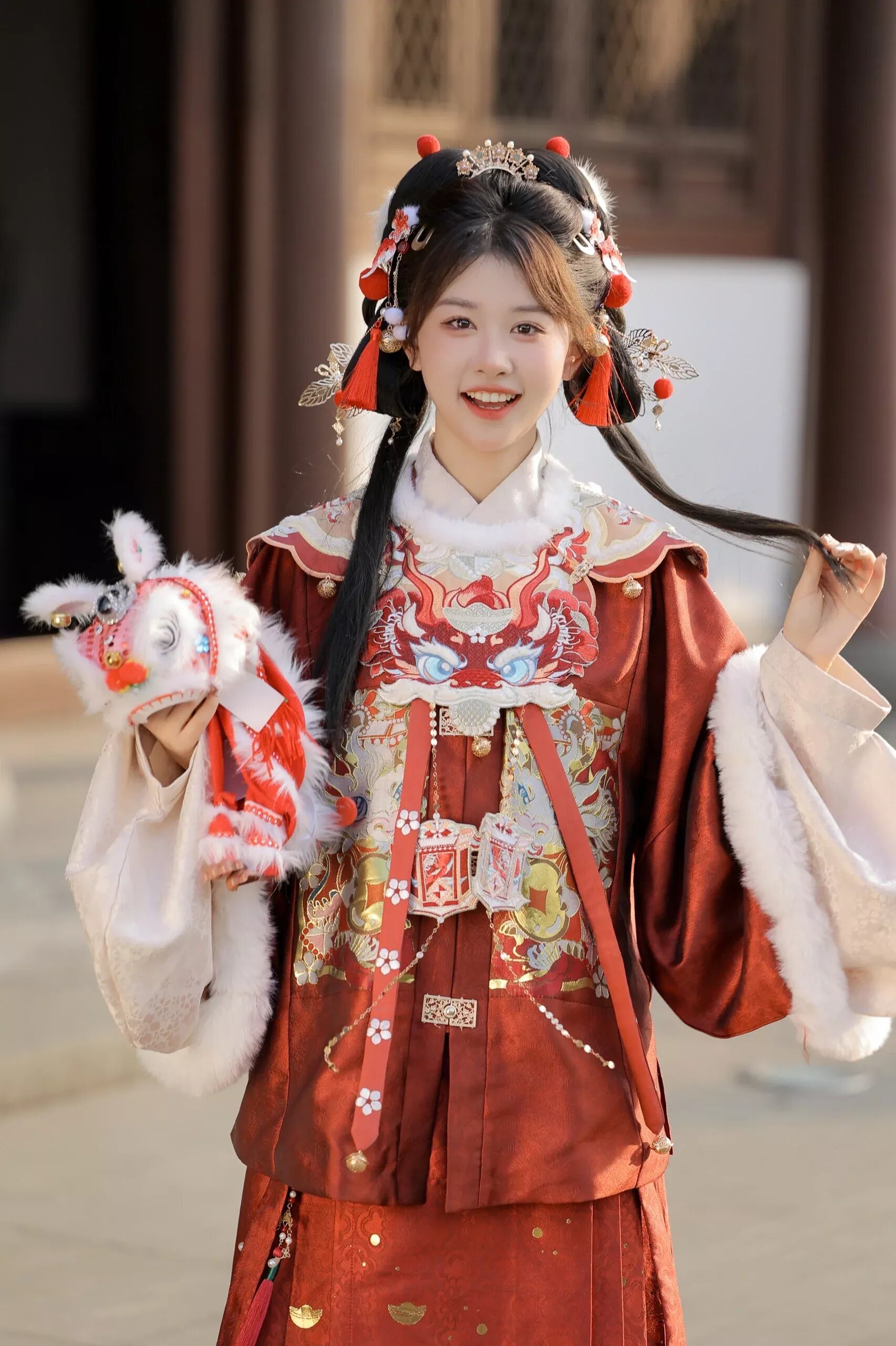 Classic Spring and Autumn Cheongsam Qipao:The Mid-Length Style Classic Spring and Autumn Cheongsam Qipao:The Mid-Length Style