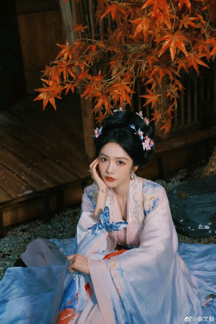 Innovating Hanfu for Summer:Childrens Traditional Fashion with Modern Comfort Innovating Hanfu for Summer:Childrens Traditional Fashion with Modern Comfort